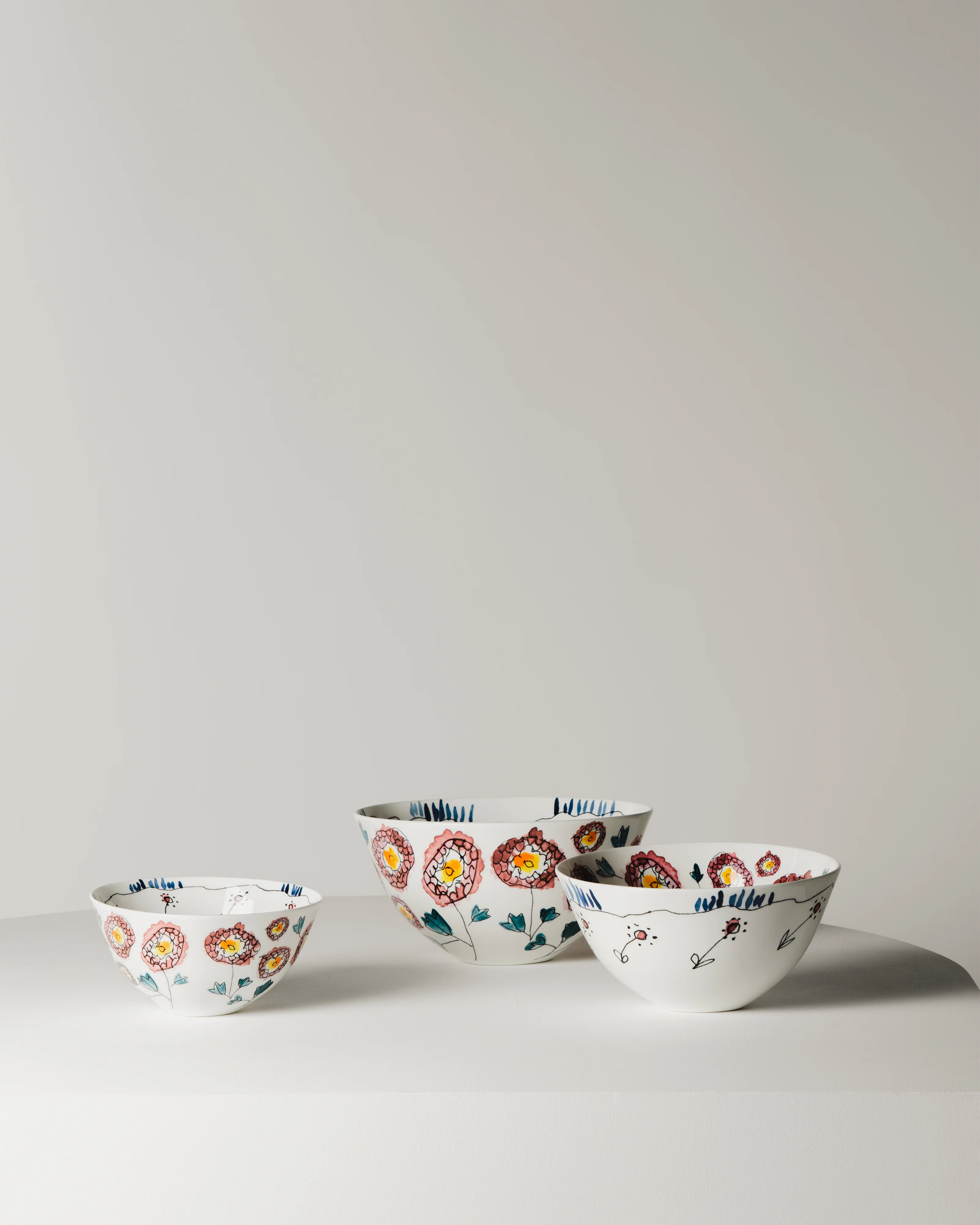Bowl L Anemone milk Midnight Flowers - Image 3