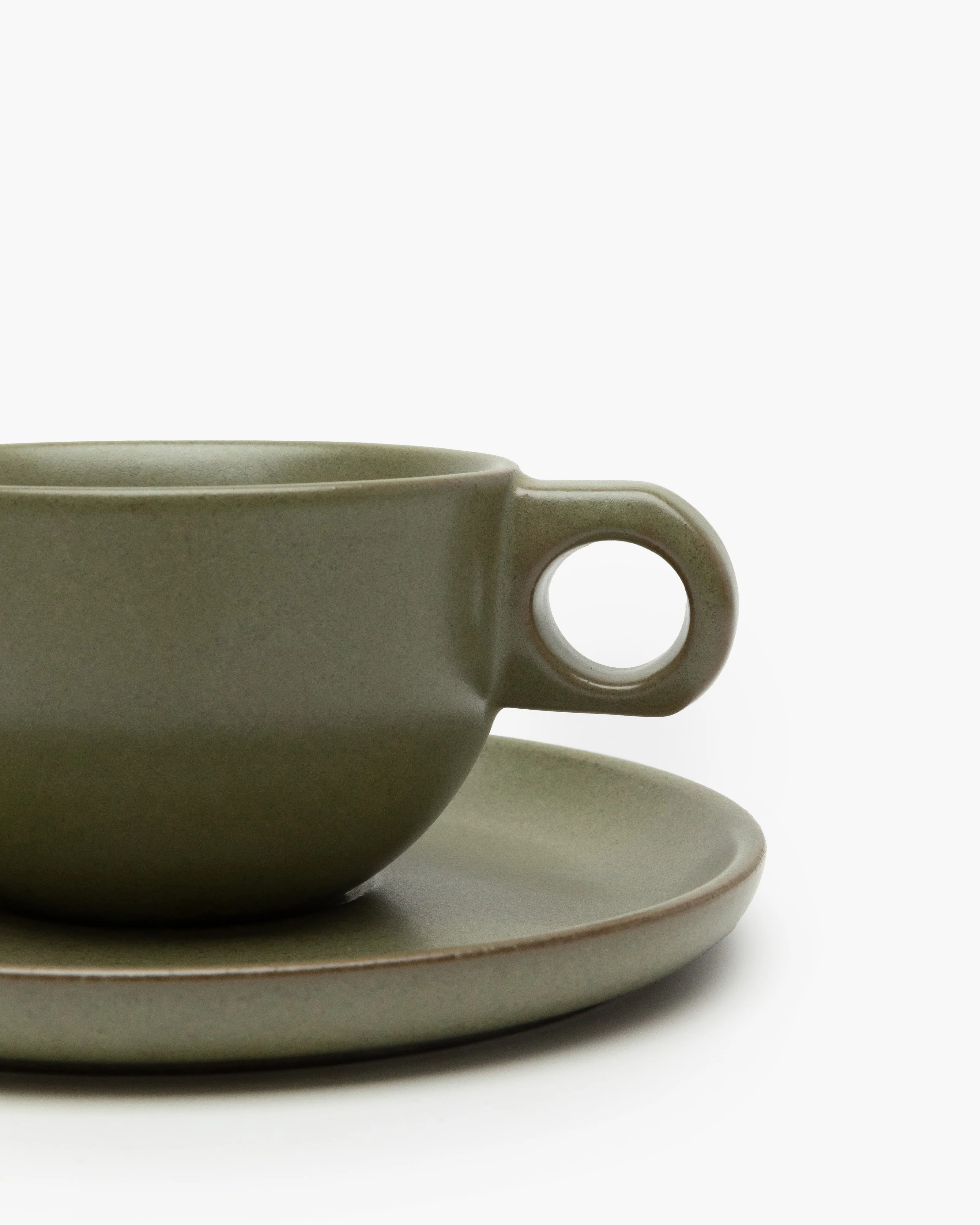 Cappuccino cup with saucer camogreen Surface - Image 4