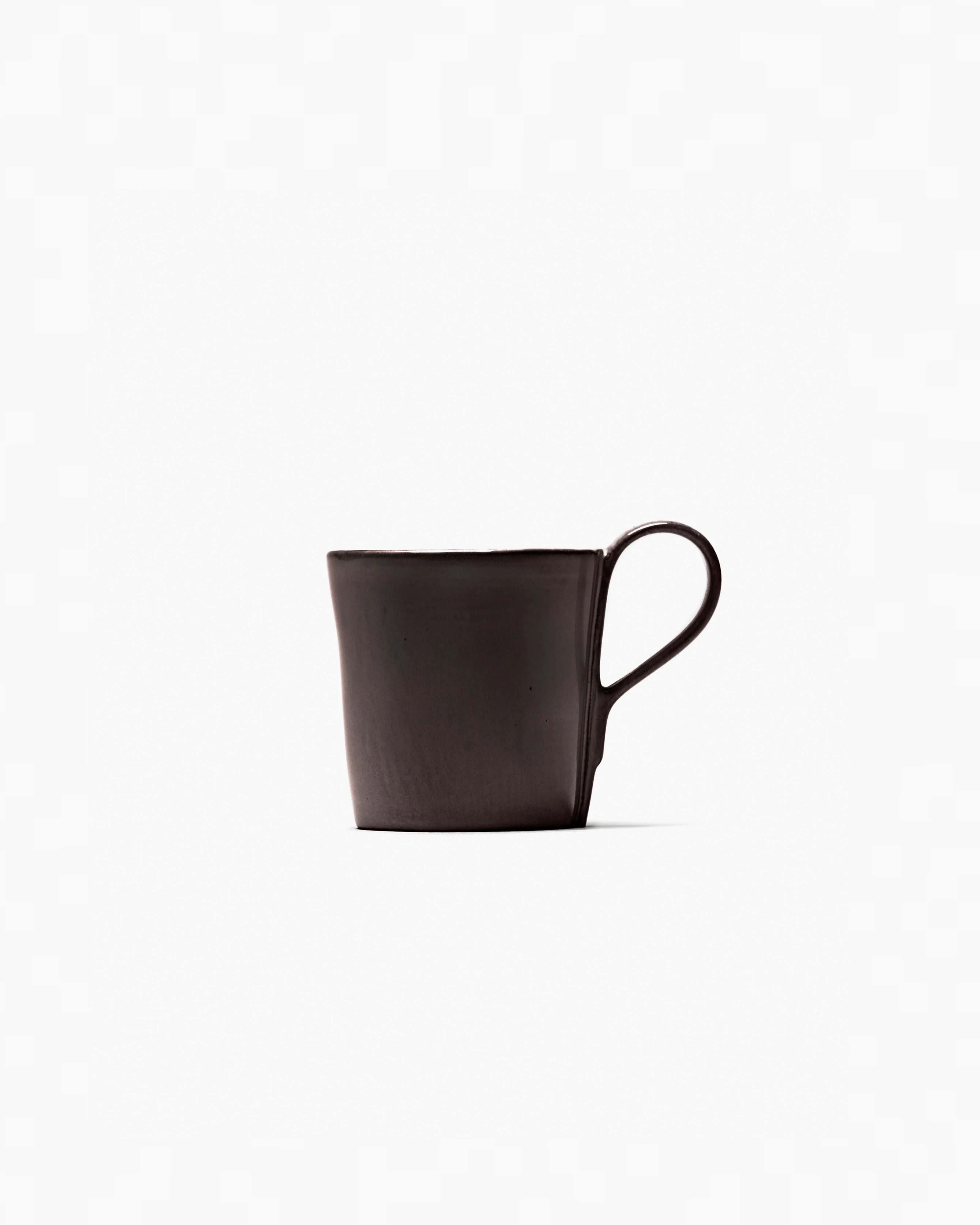 Coffee cup with handle ebony La Mère - Image 2