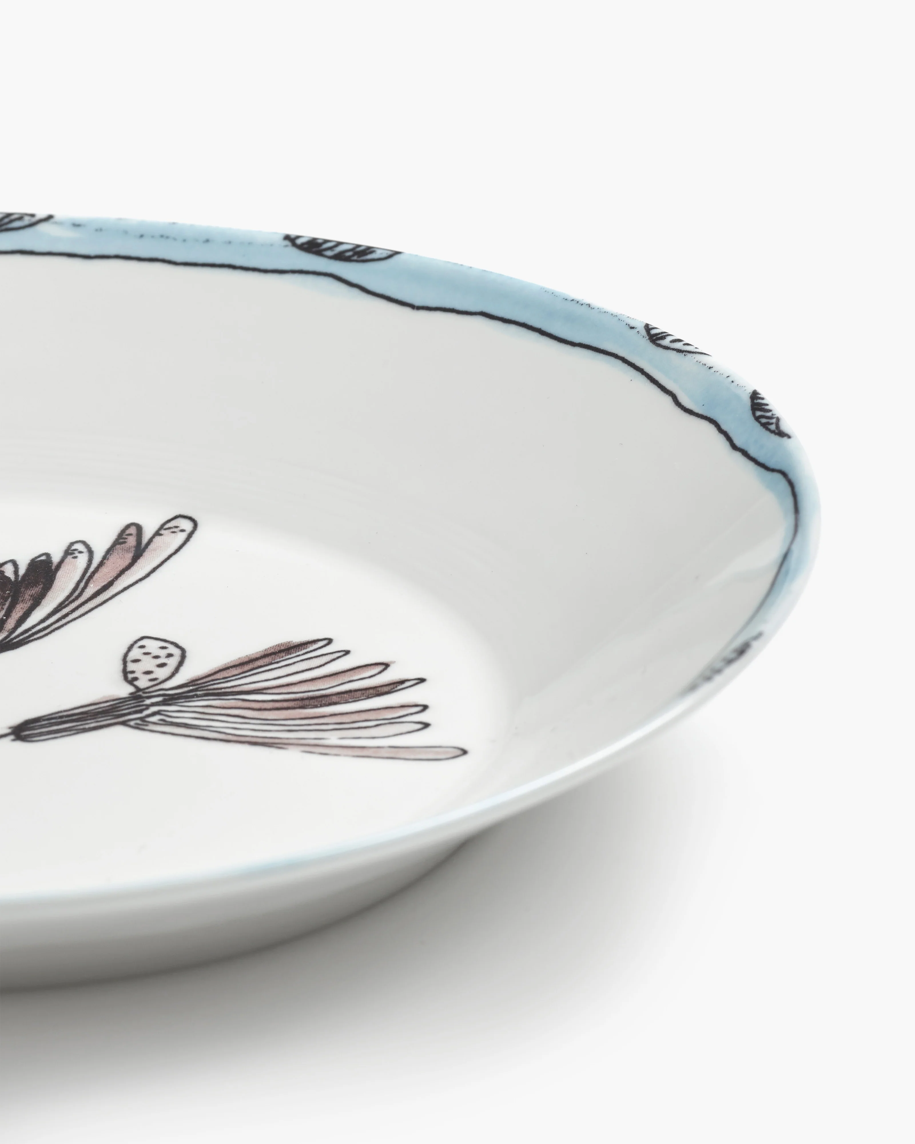 Deep plate M Camelia aubergine Midnight Flowers - Image 4