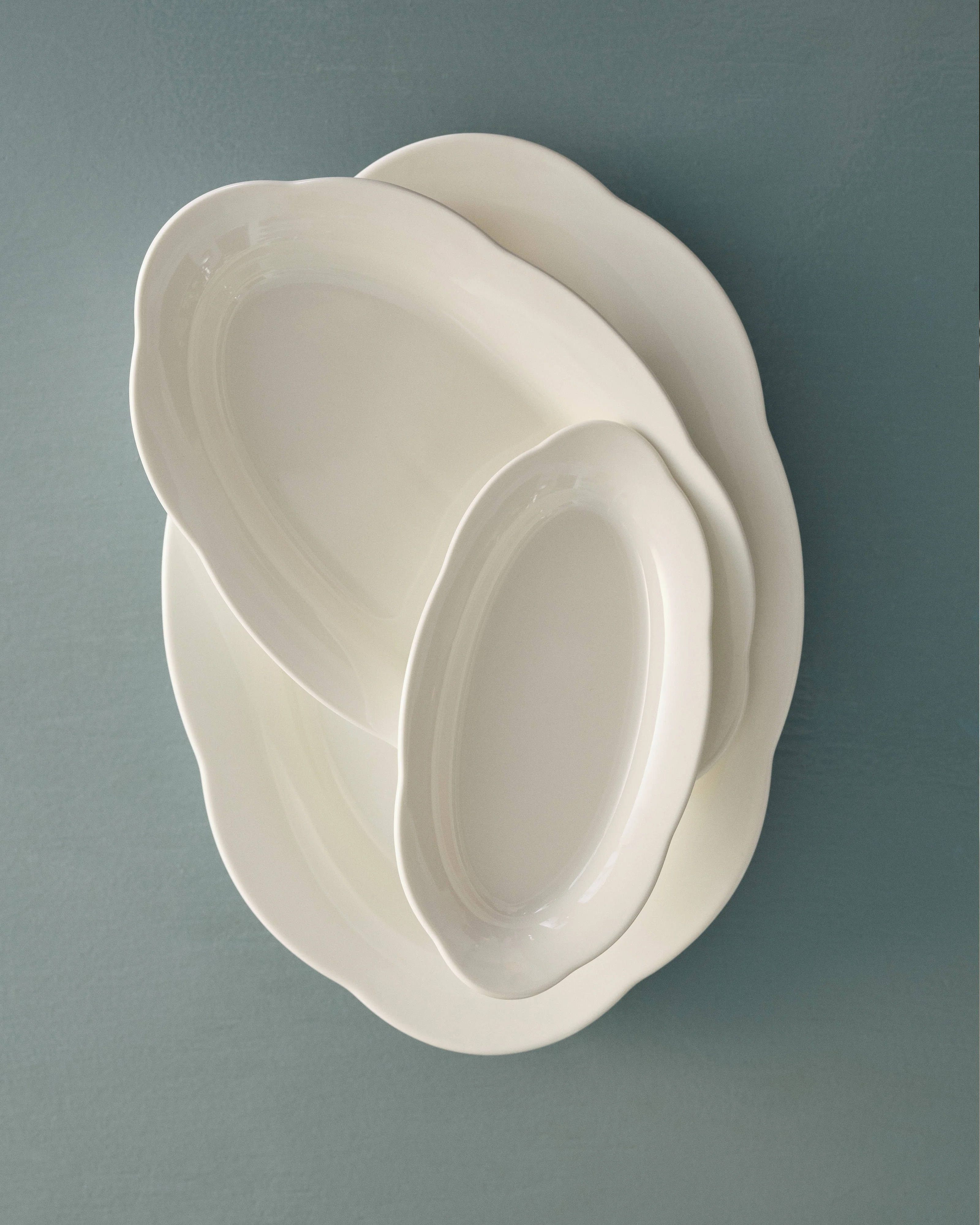 Deep plate oval L white Silhouette - Image 2