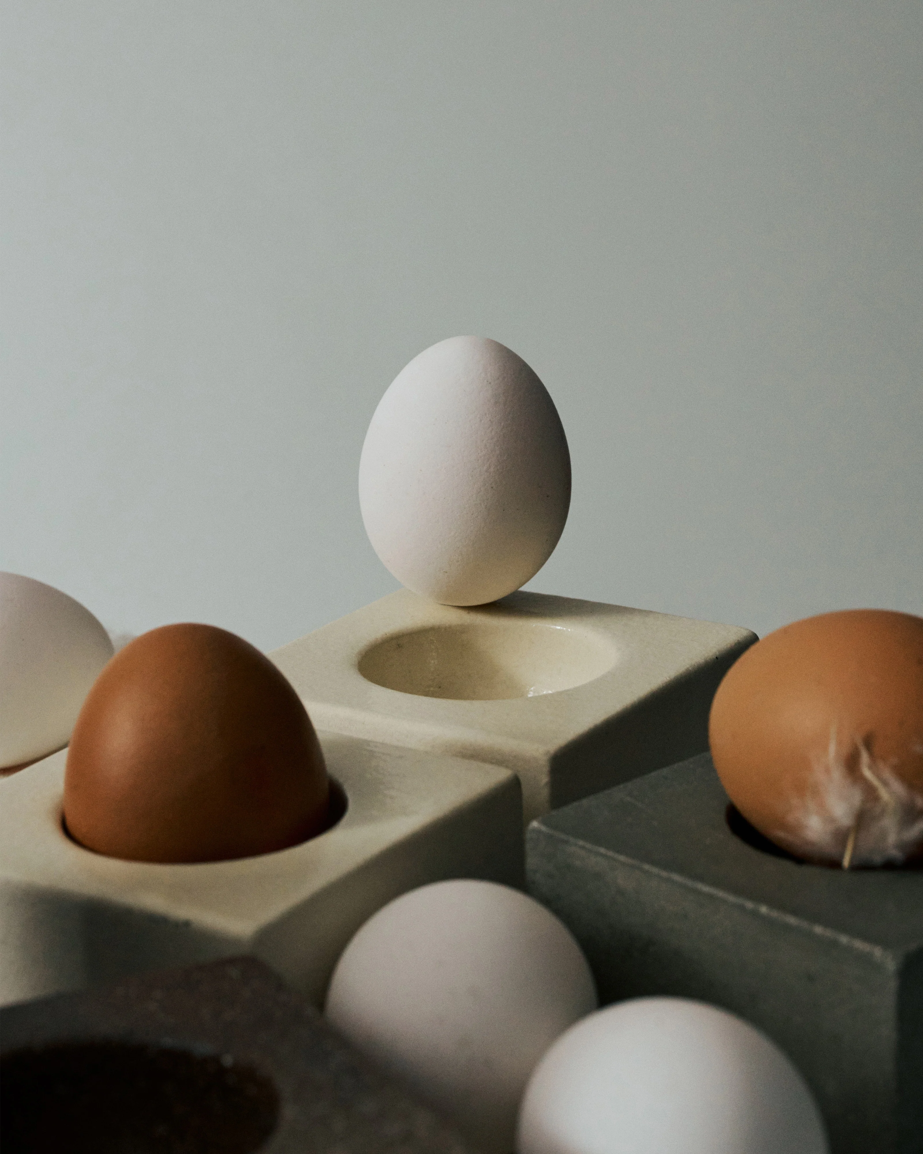 Egg cup concrete Uovo - Image 4