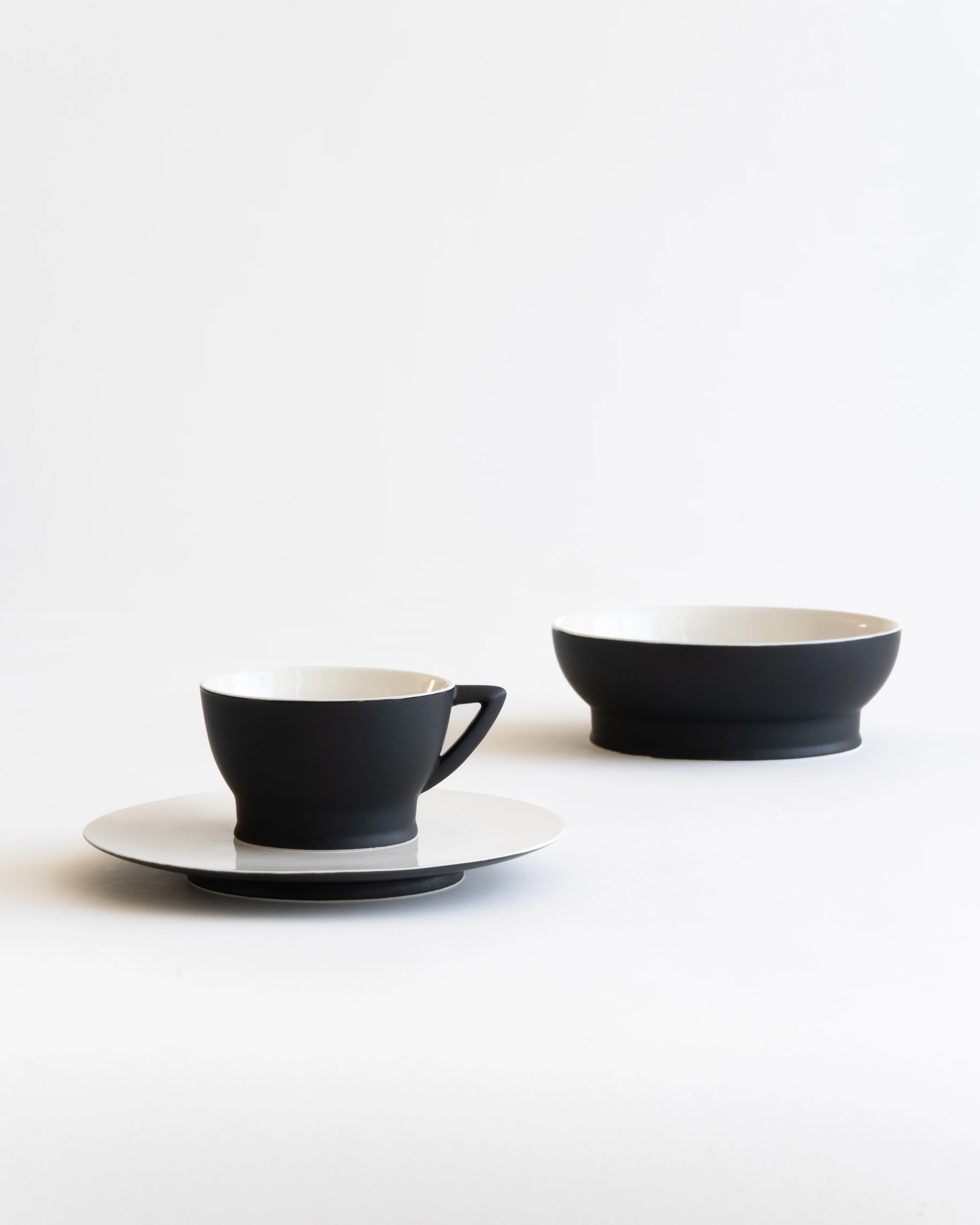 Full Set 24 pieces Black/off white Ra - Image 4