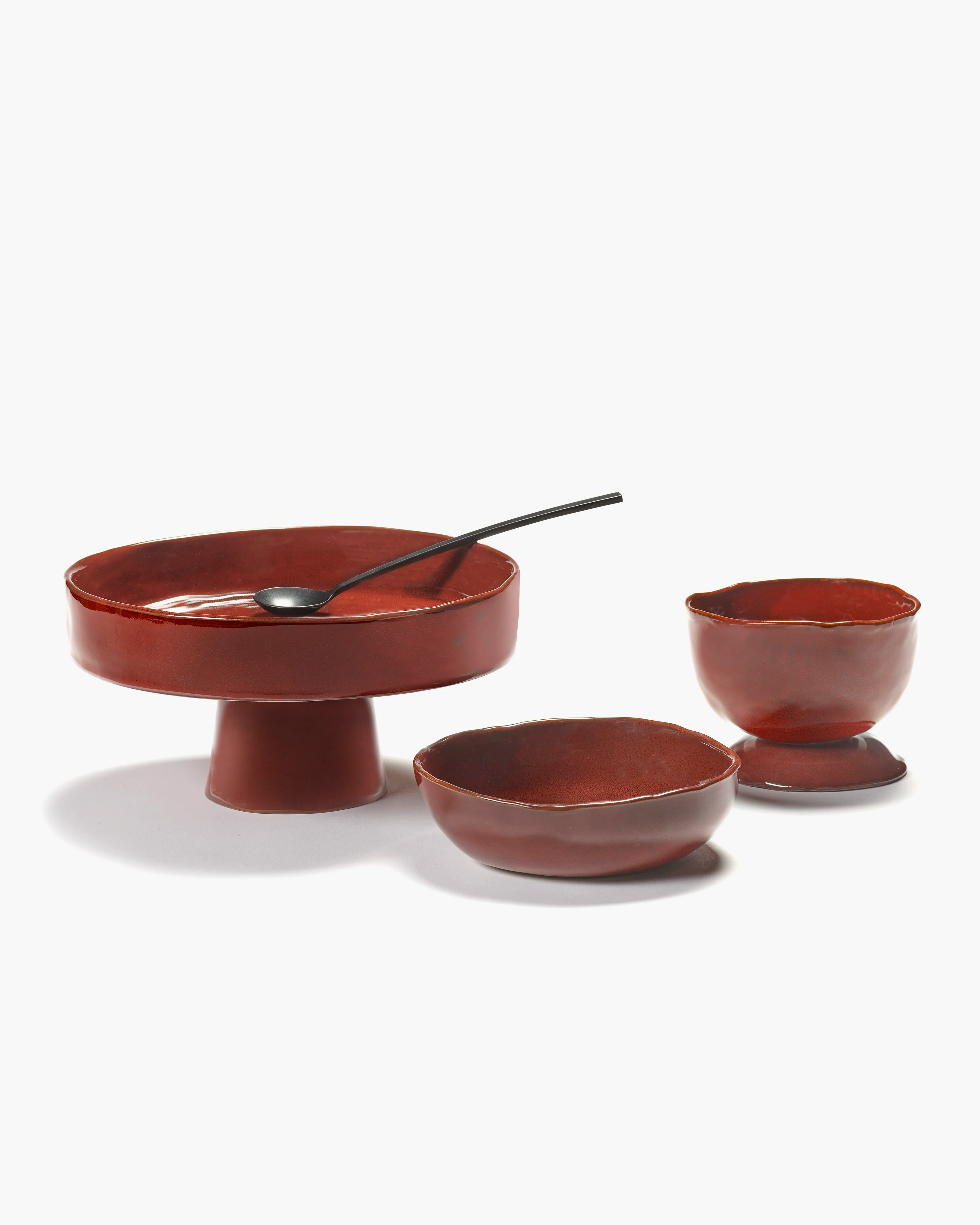 High bowl on foot S venetian red La Mère - Image 5
