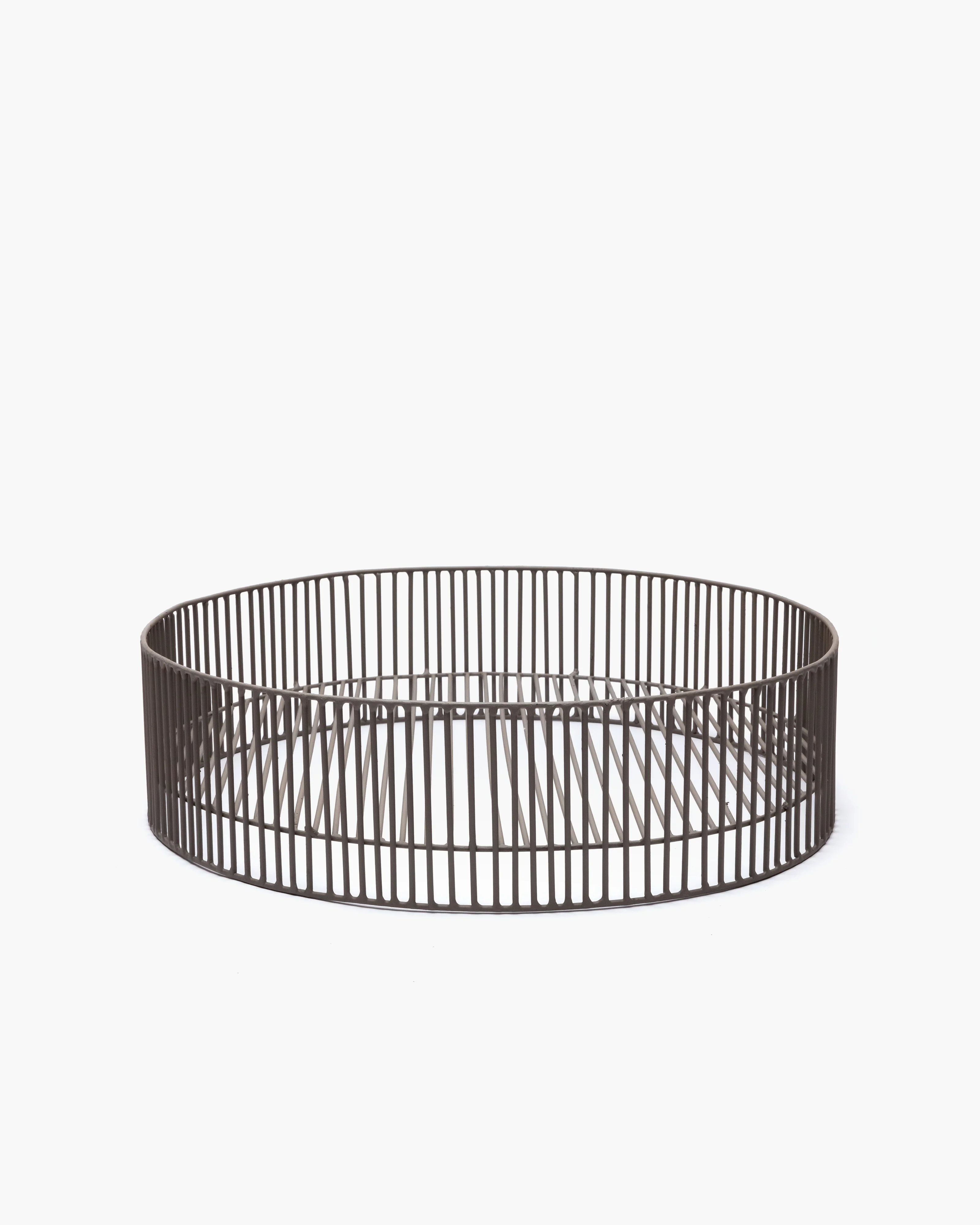 Iron basket gray Turn Metal Sculptures