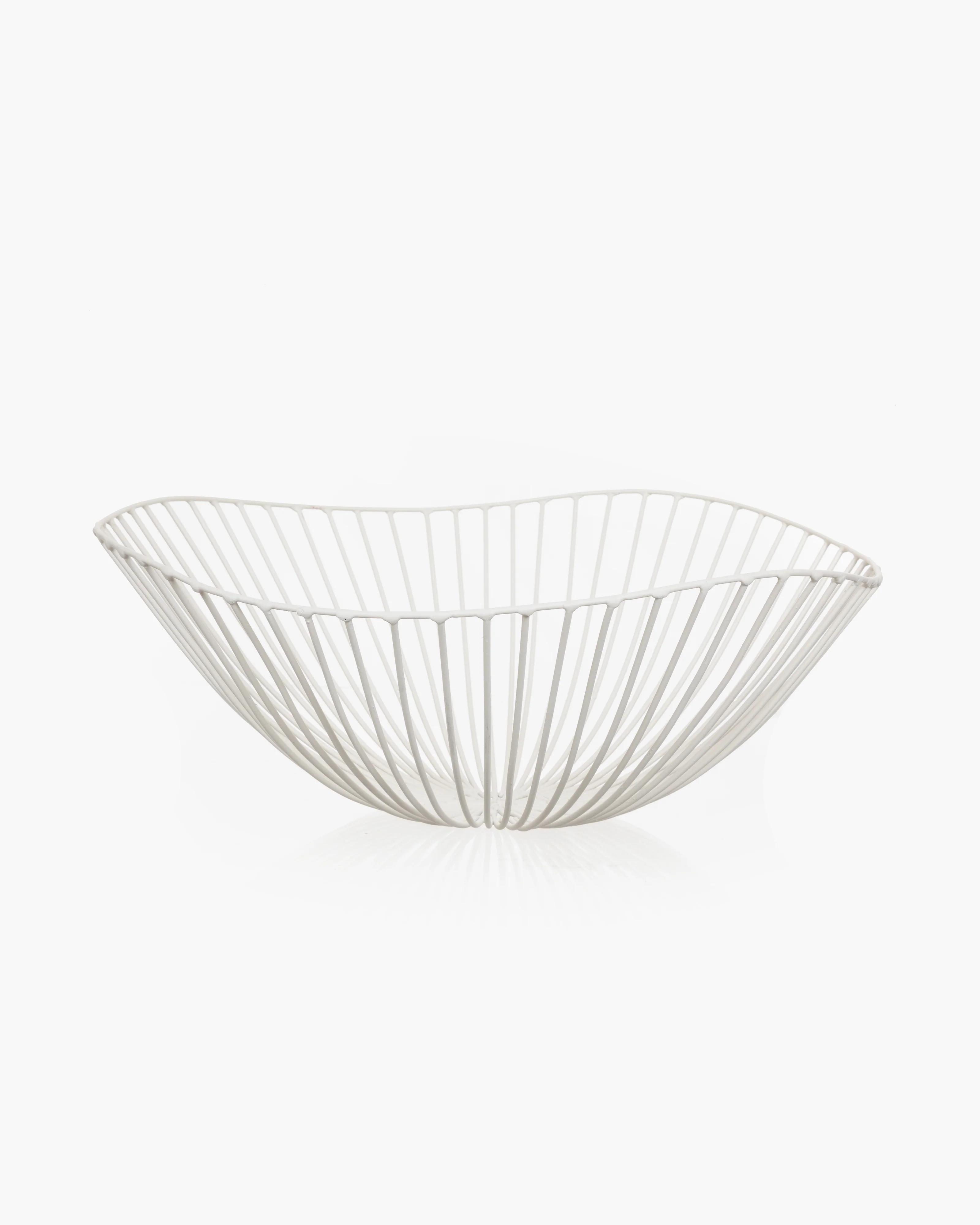 Iron basket white Cesira Metal Sculptures - Image 5