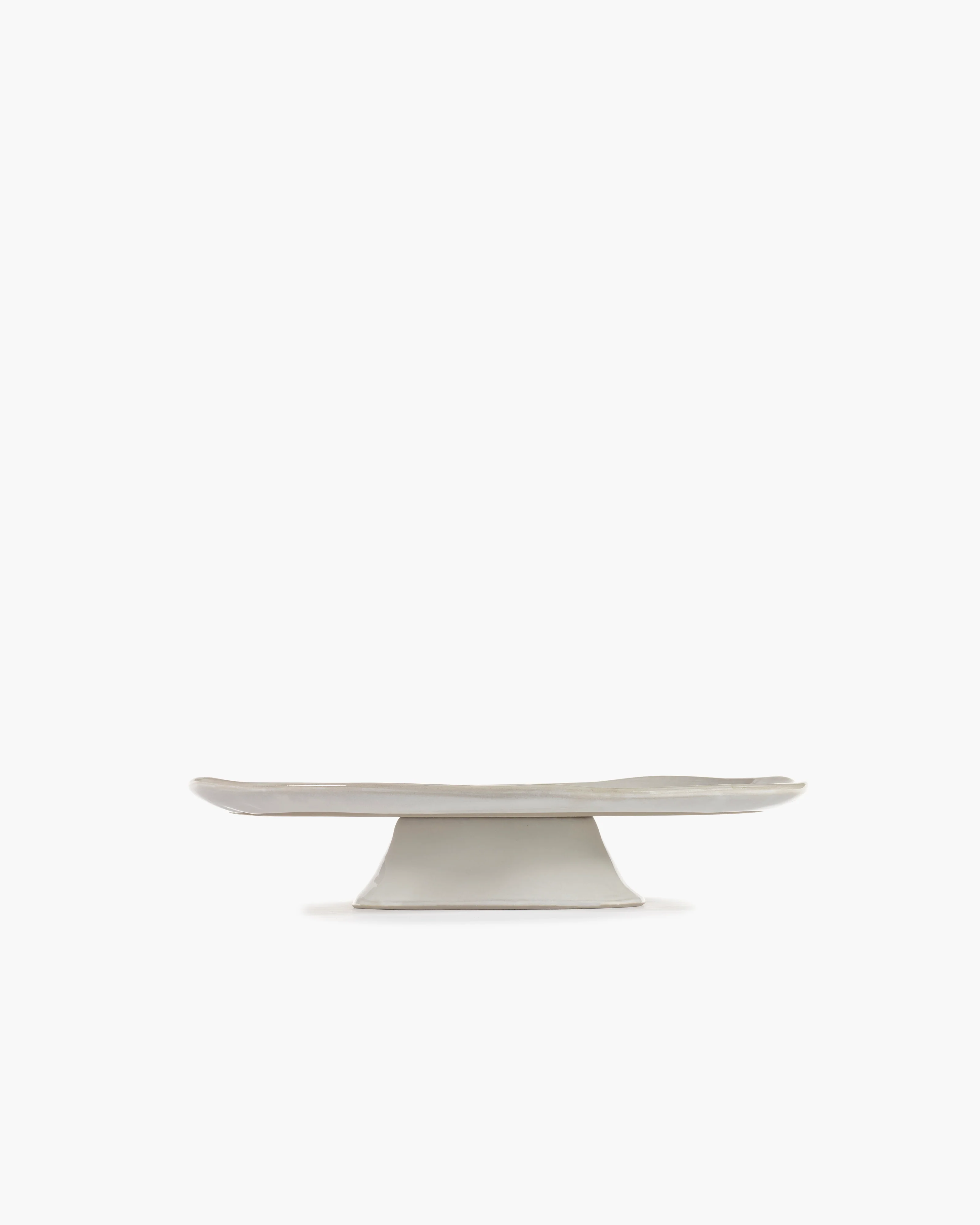 Large plate on foot off-white La Mère - Image 2