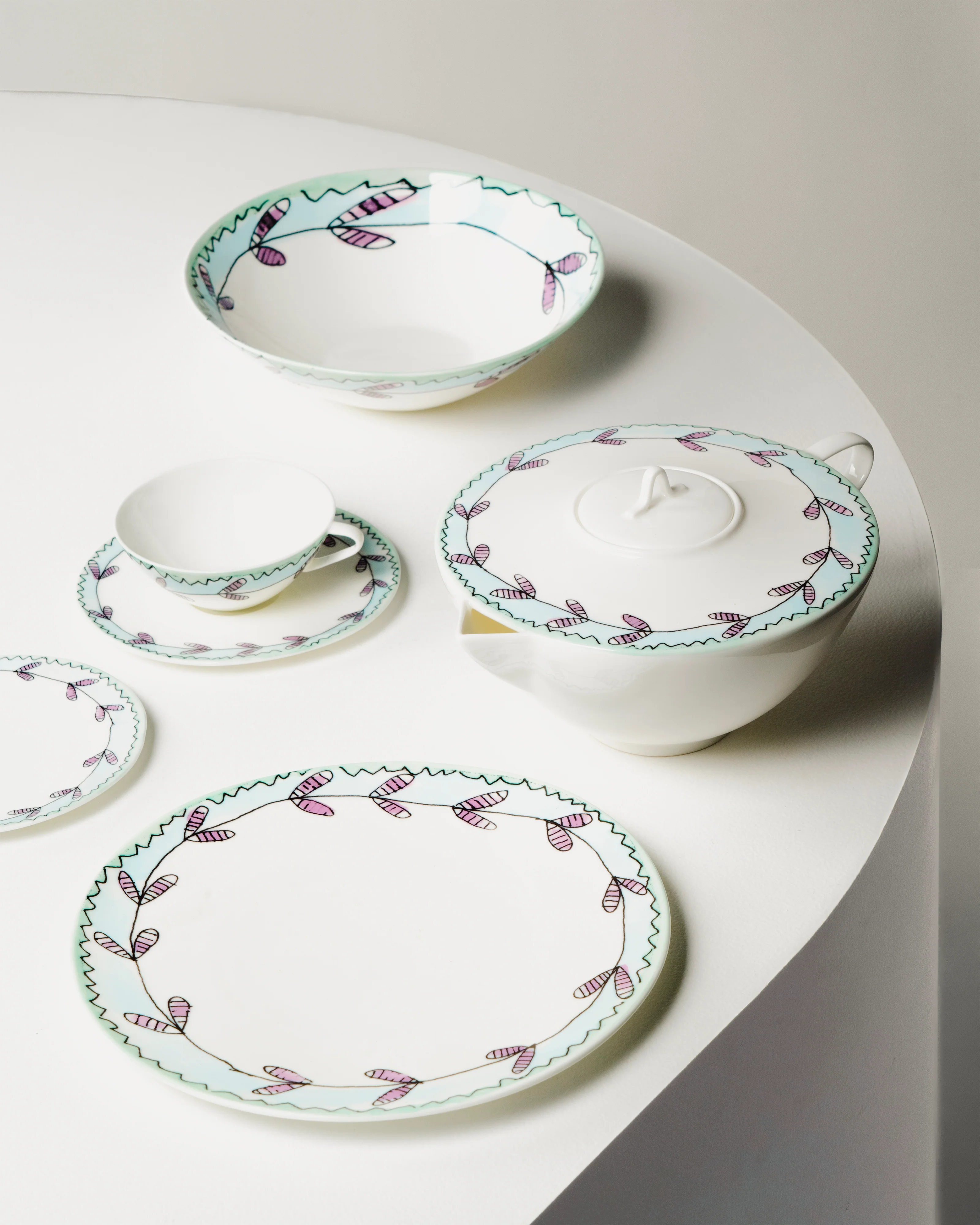 Low bowl L Blossom milk Midnight Flowers - Image 2
