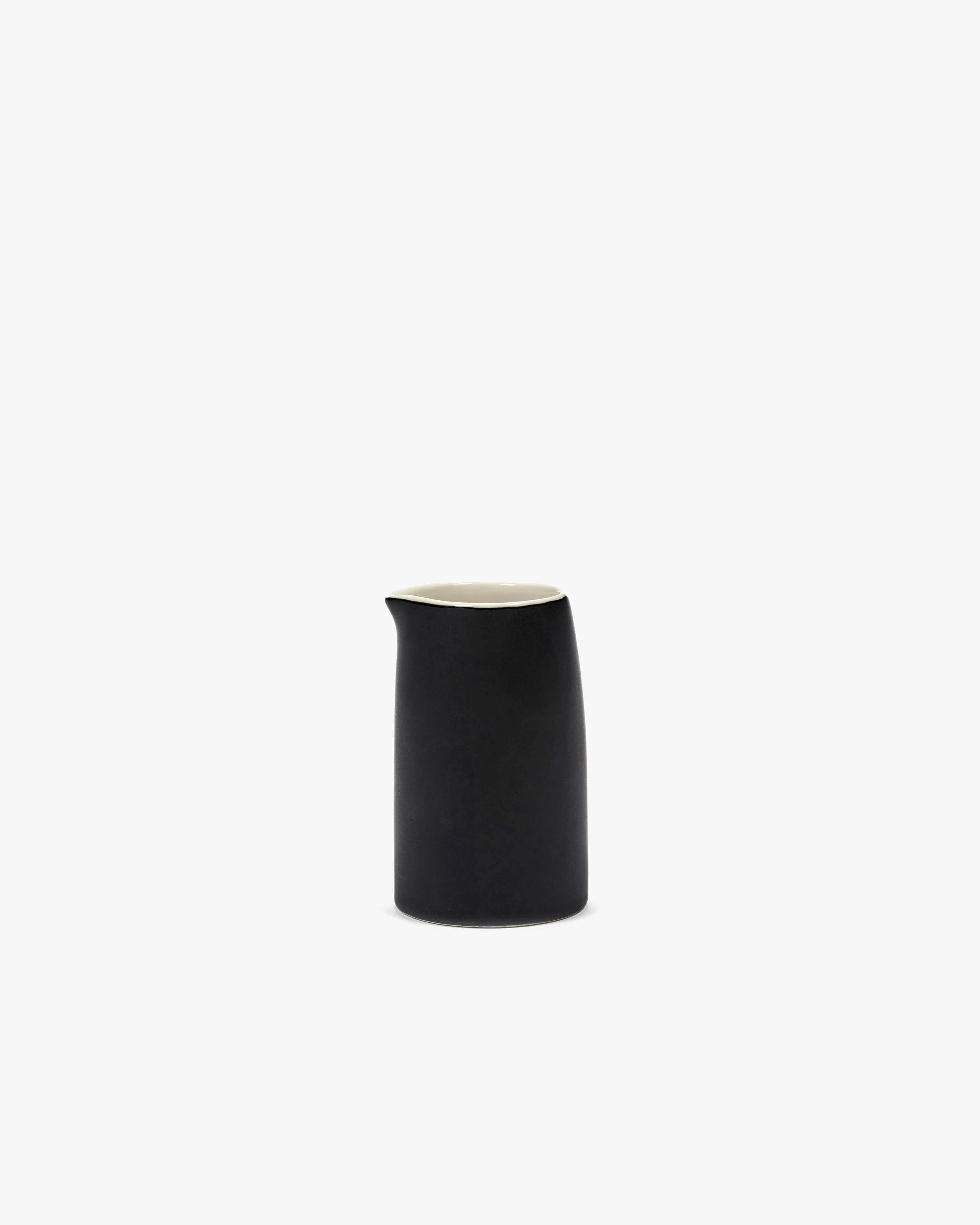 Milk/cream jug black/off-white Ra