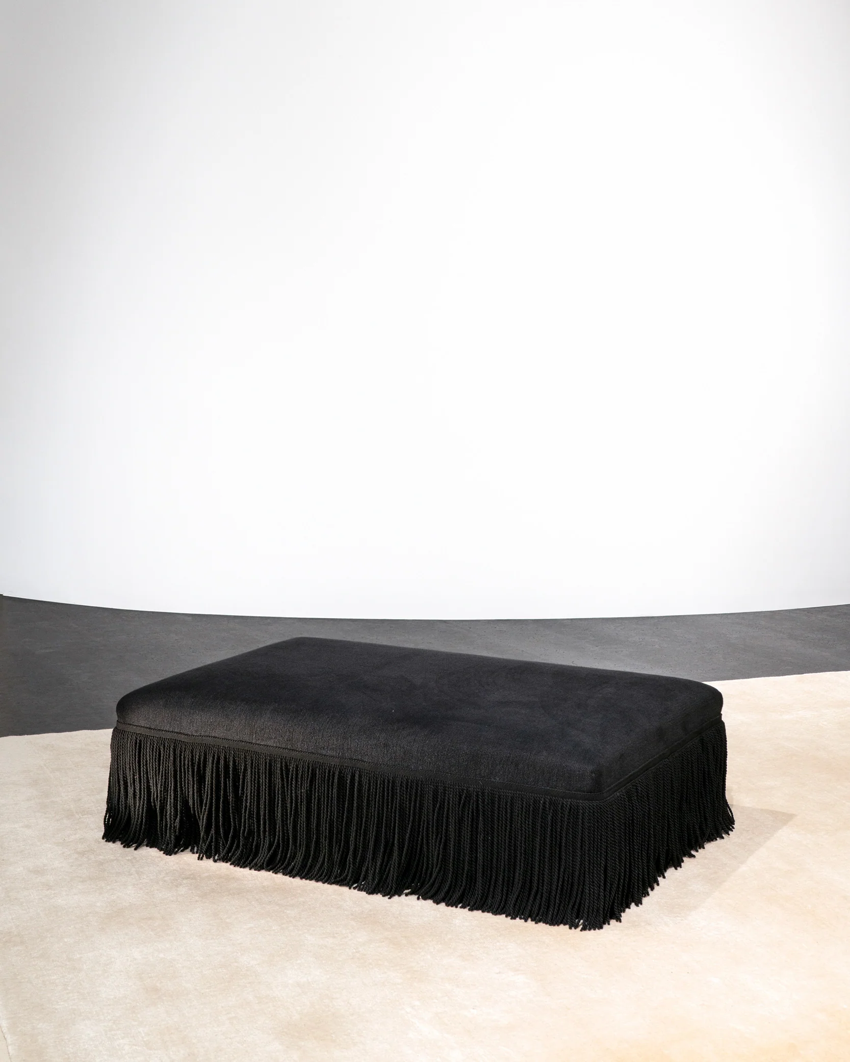 Ottoman L black with black fringes Frin - Image 2