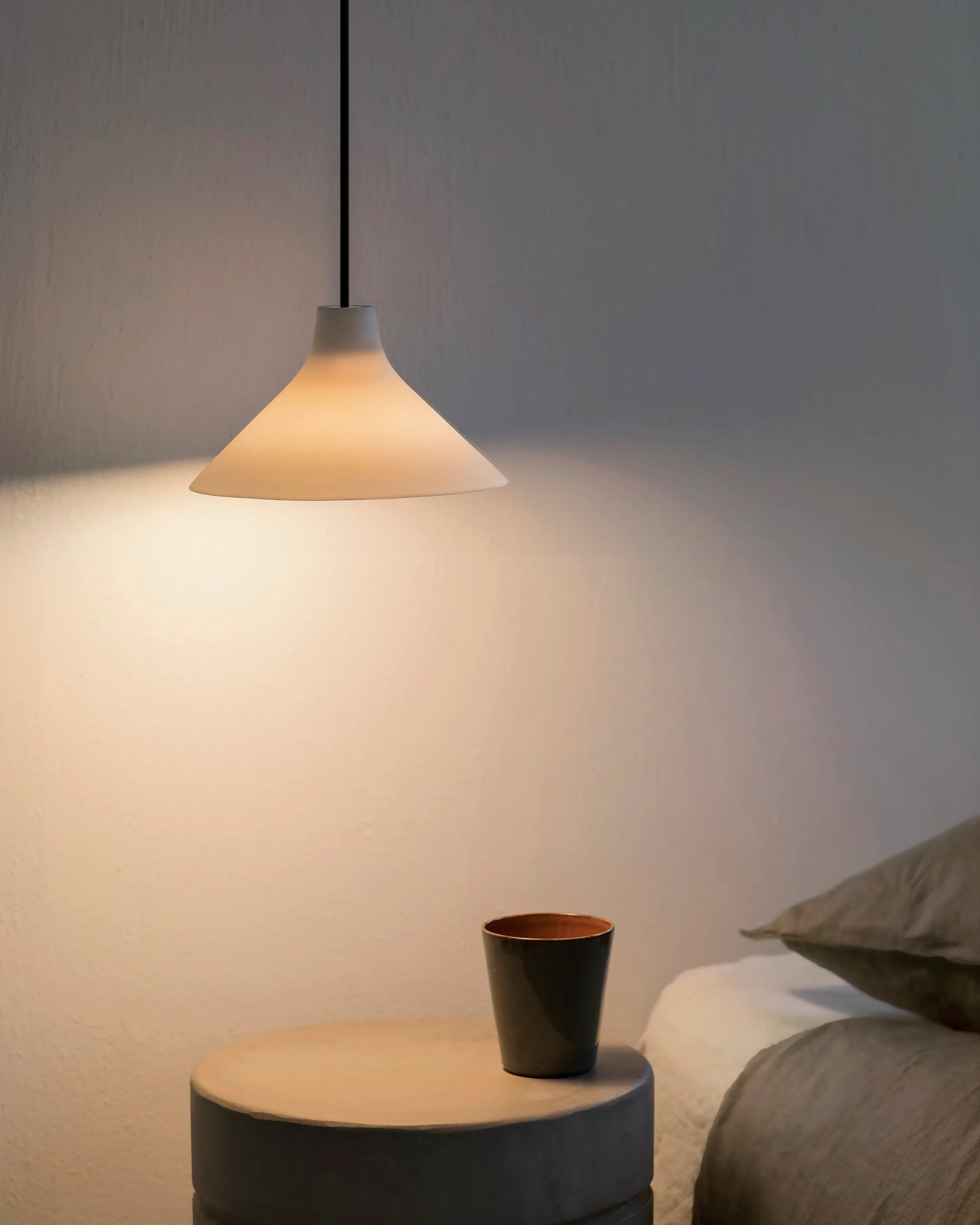 Pendant lamp S white Seam - Image 3