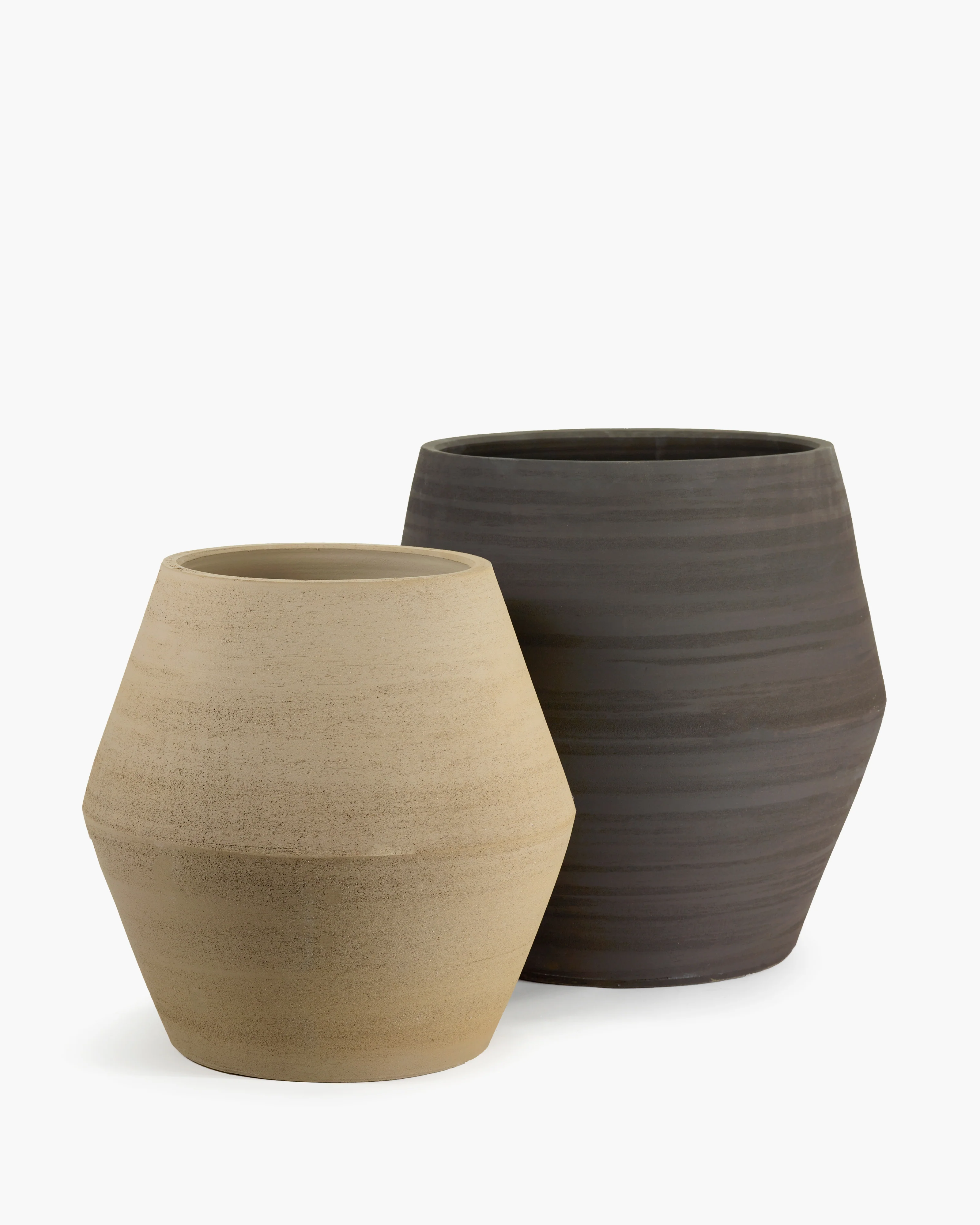 Plant pot L black Construct - Image 3