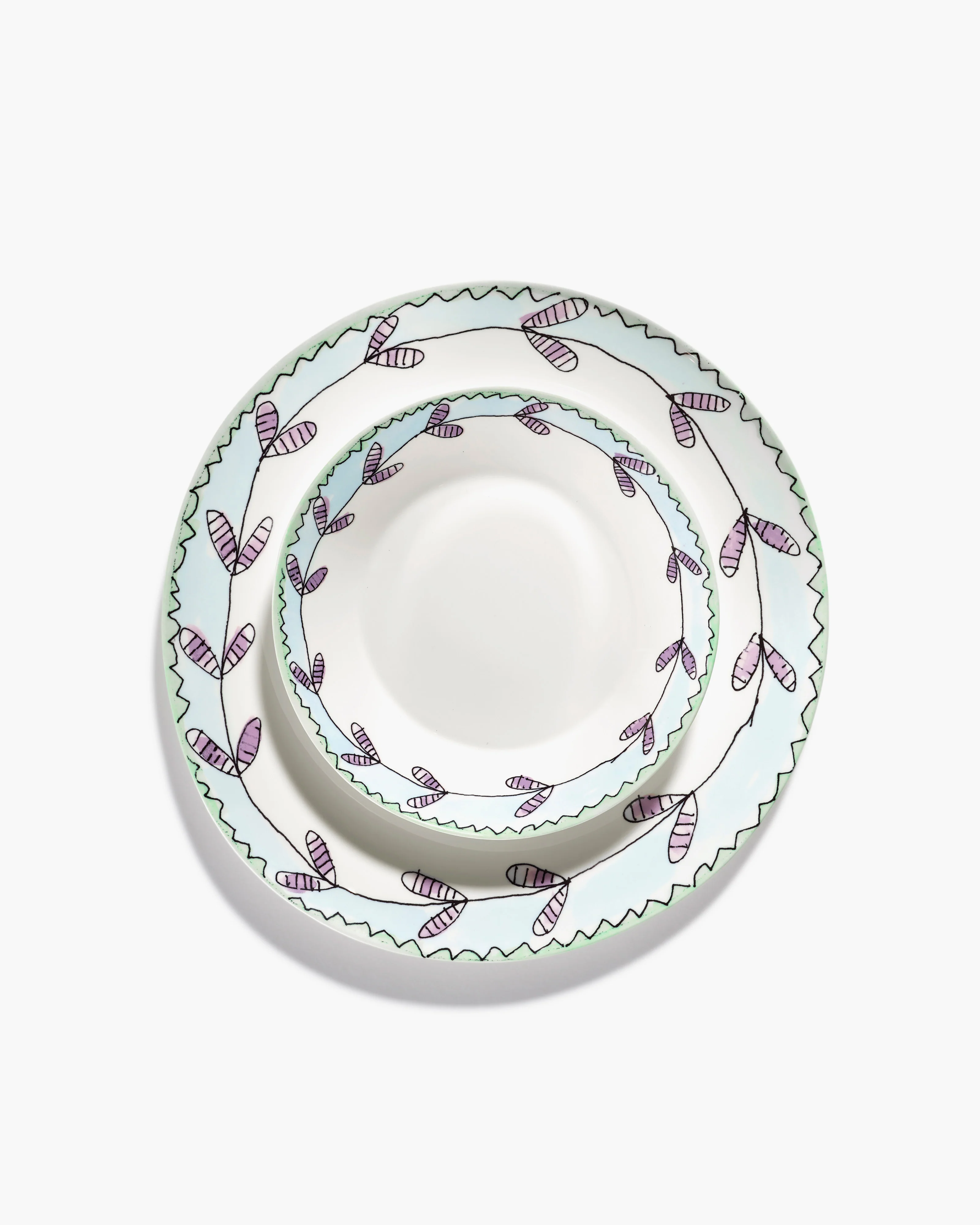 Dinner plate Blossom milk Midnight Flowers - Image 6
