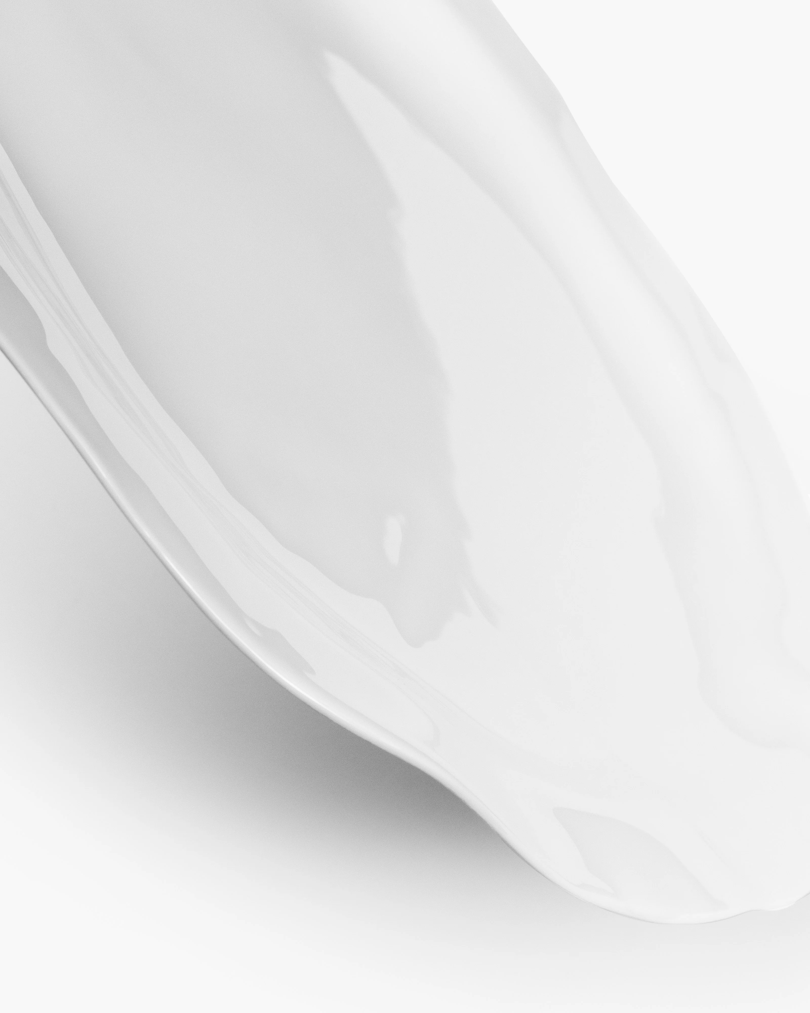 Serving plate Sun round white Perfect Imperfection - Image 4