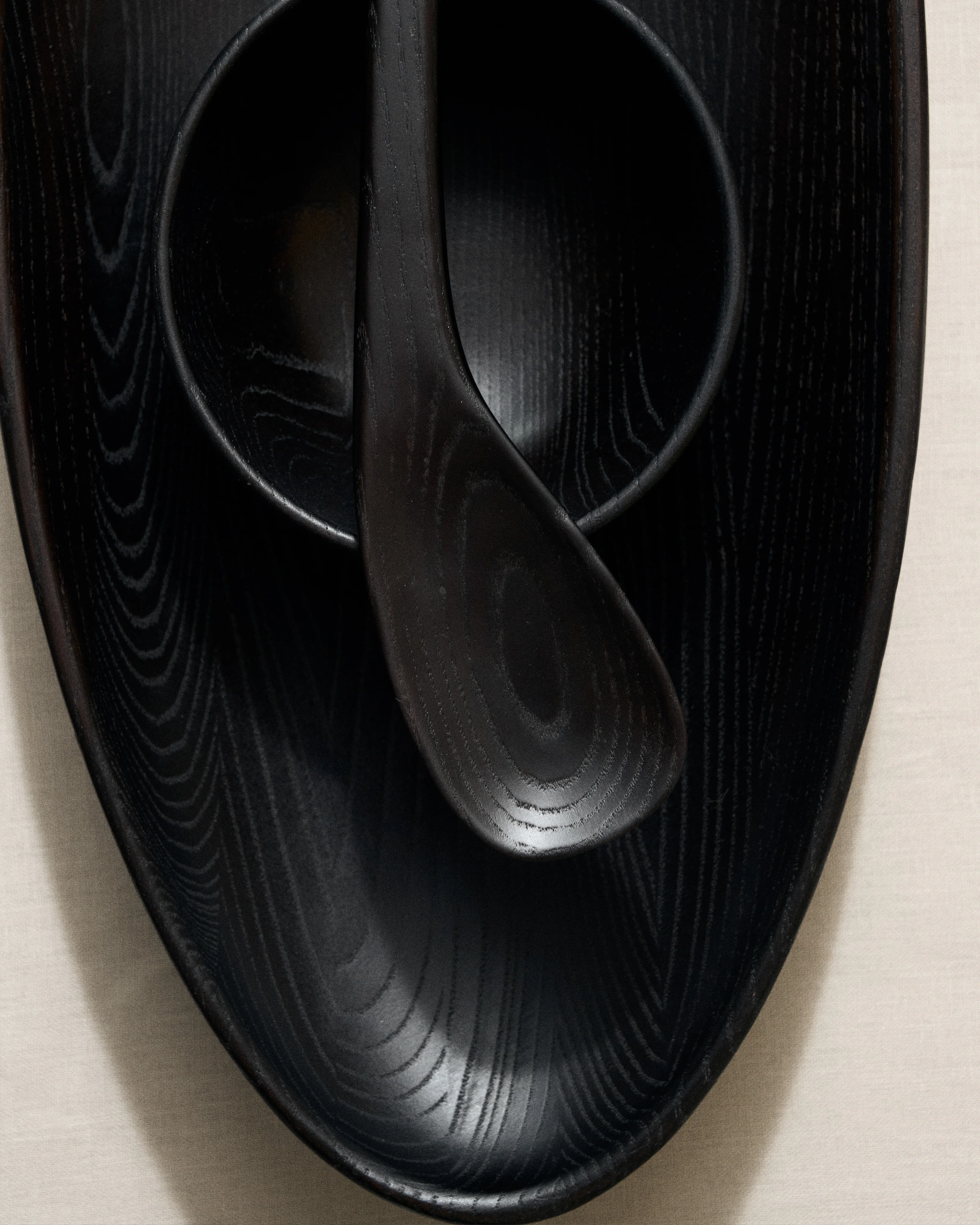 Salad servers set of 2 black wood Out of lines - Image 3