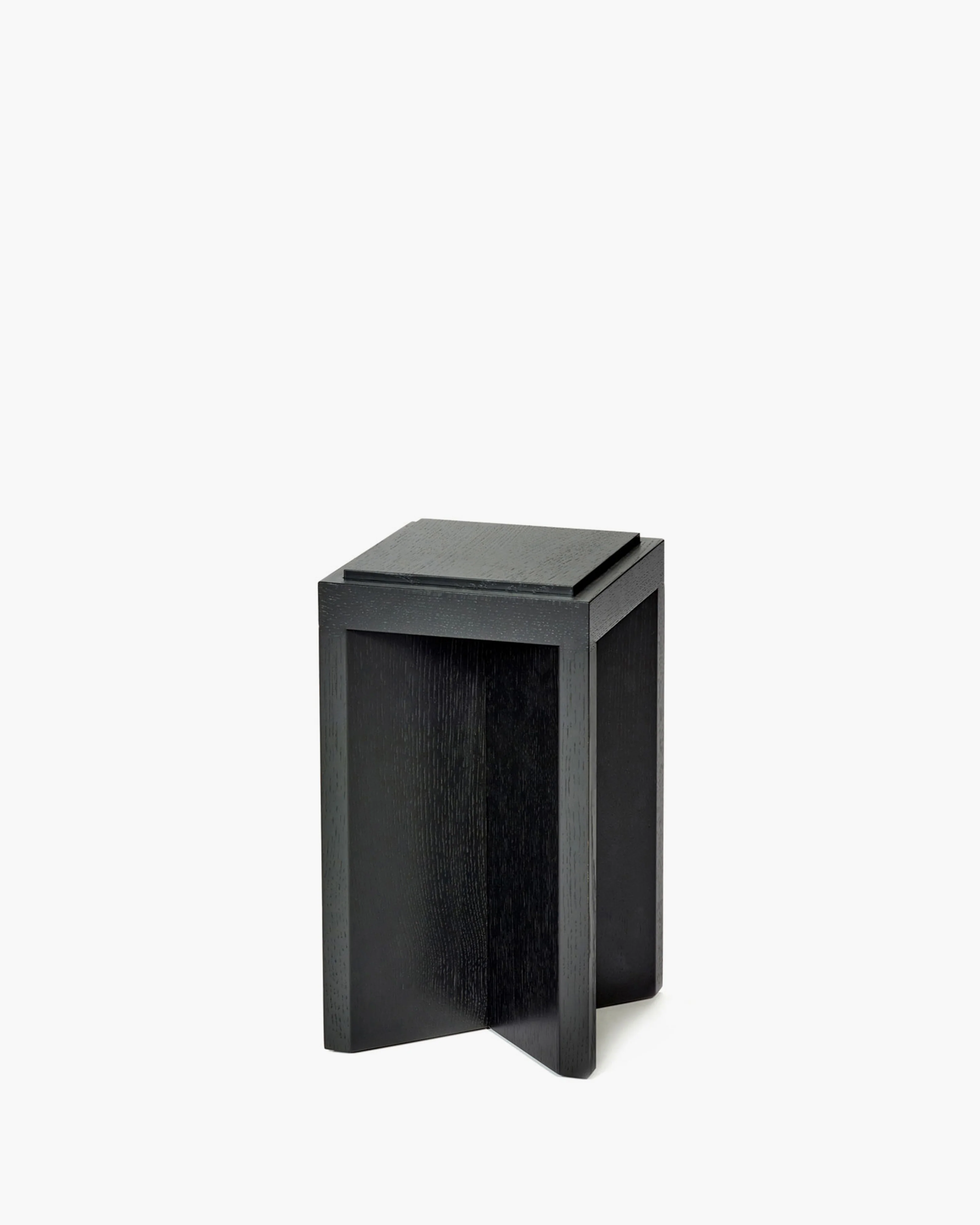 Side table oak stained black Kubé 4