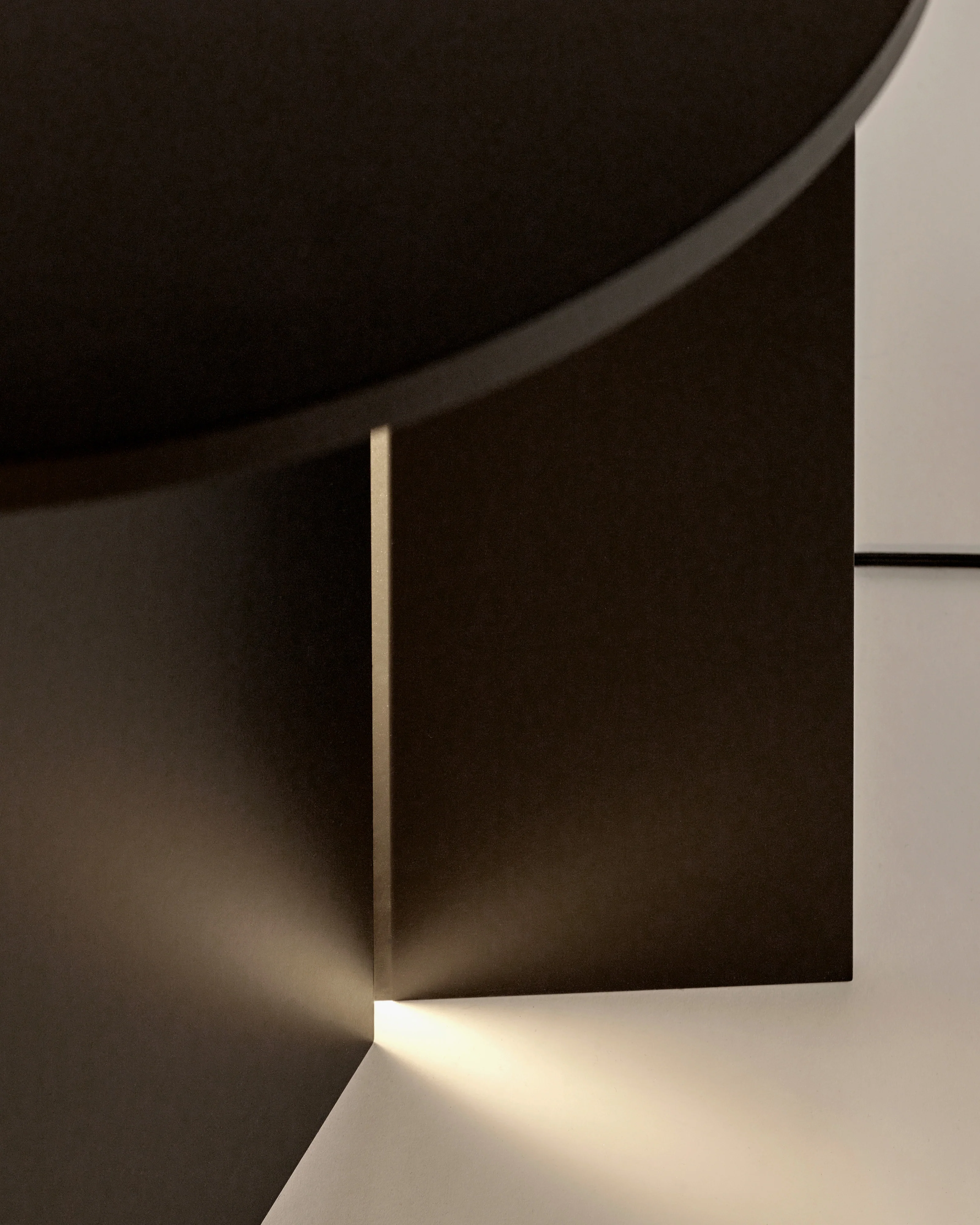 Side table with LED light black Stella - Image 4