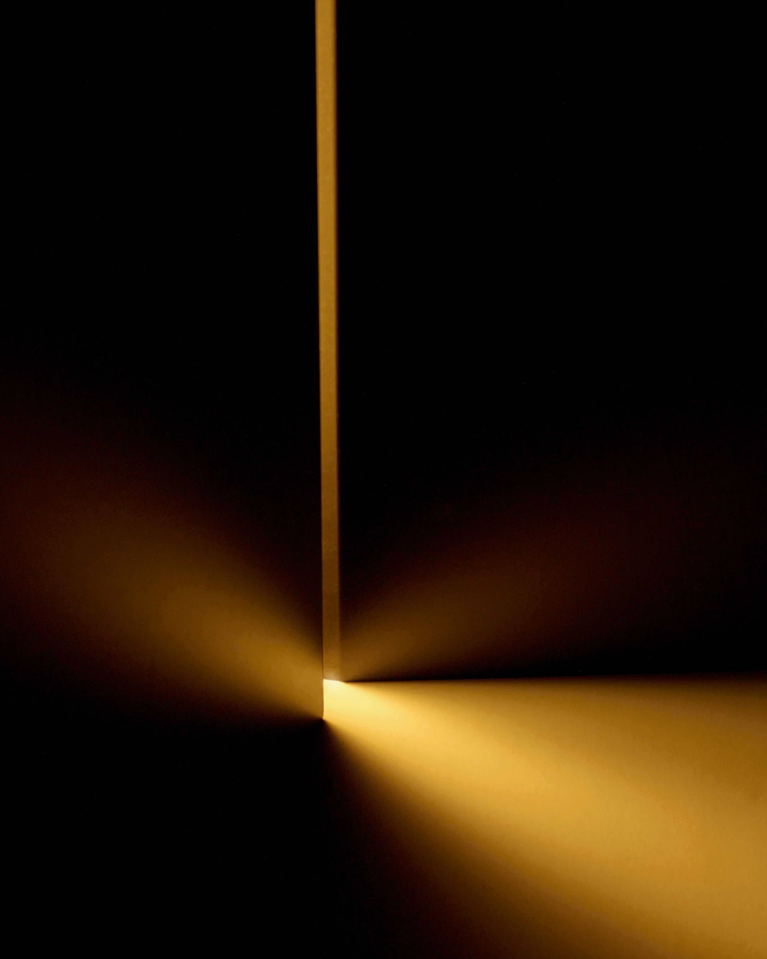 Side table with LED light black Stella - Image 5
