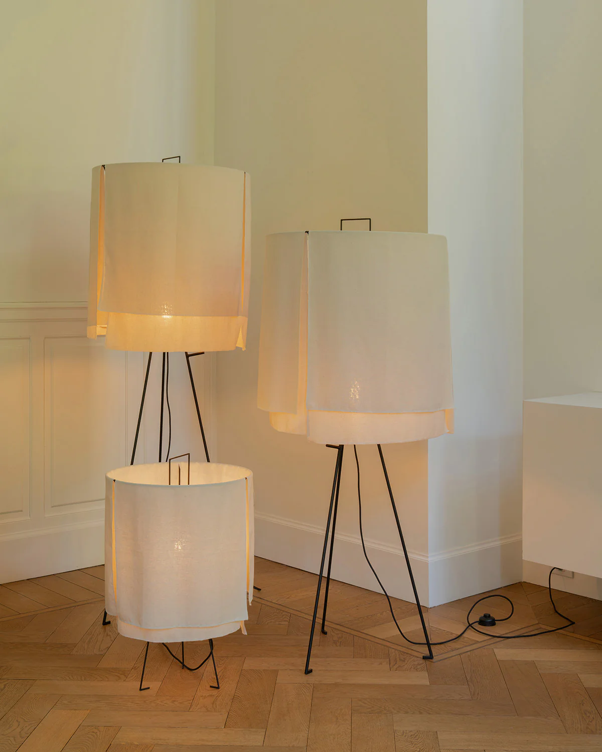 Standing lamp S black - beige Nomad - Image 2