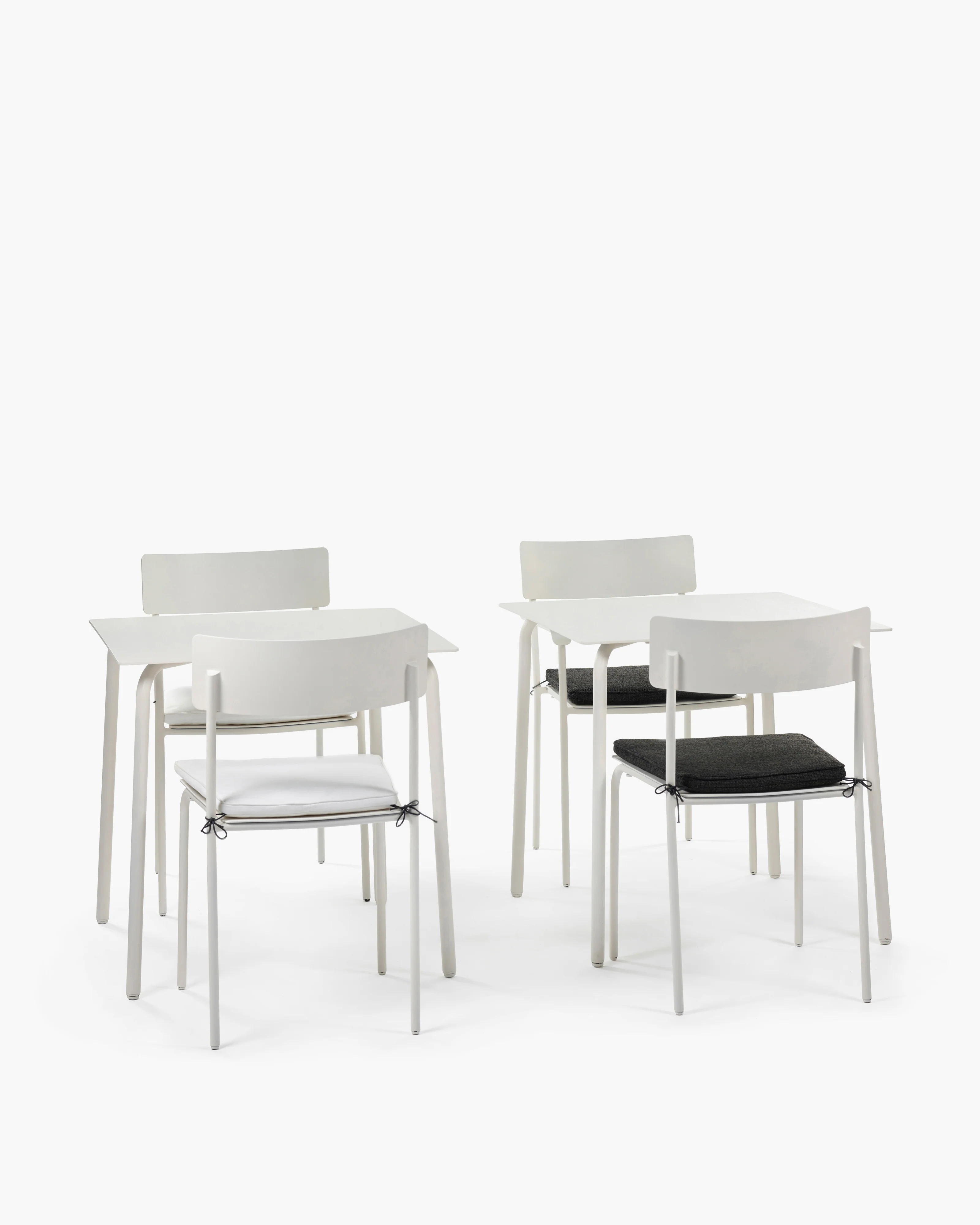 Table M aluminium sand August - Image 4