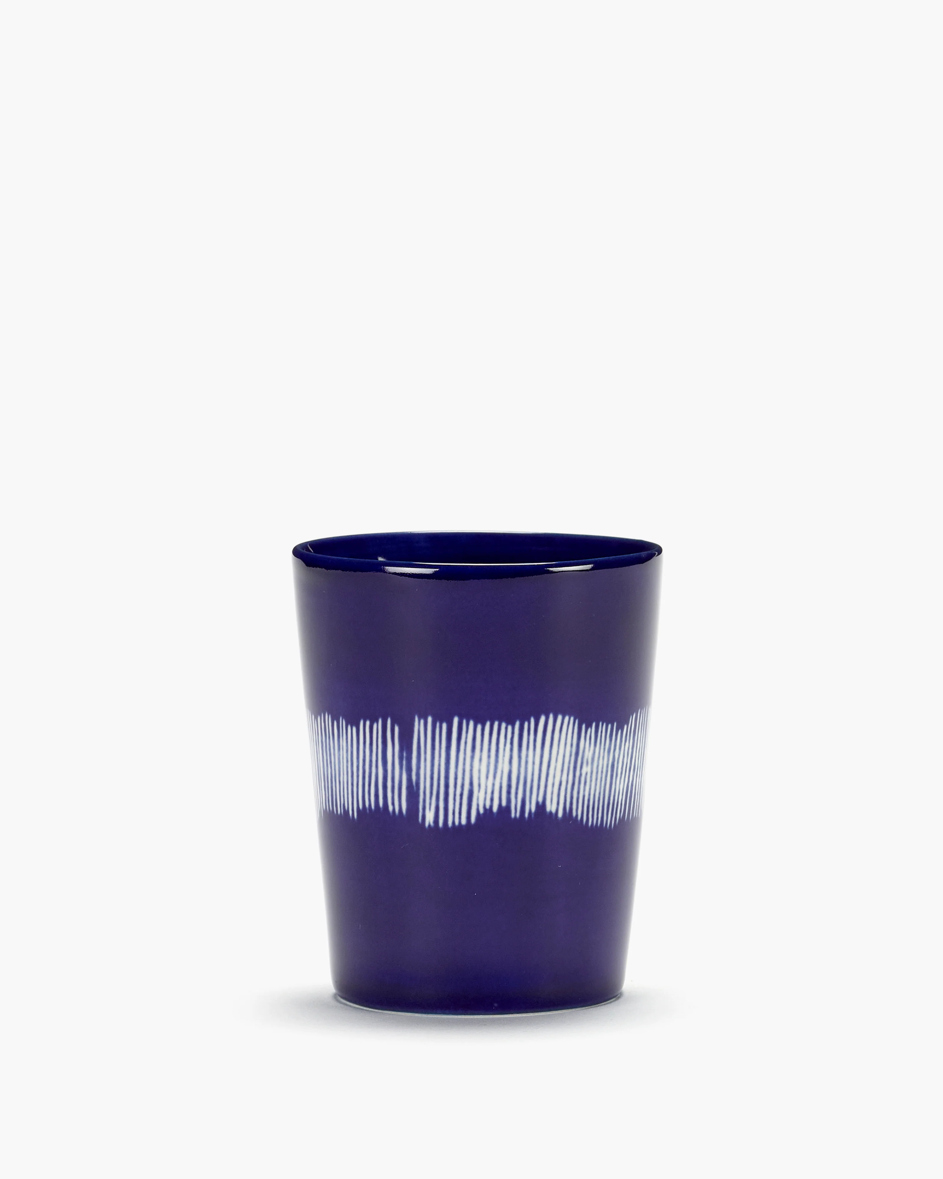 Tea cup 33cl dark blue - white stripes Feast