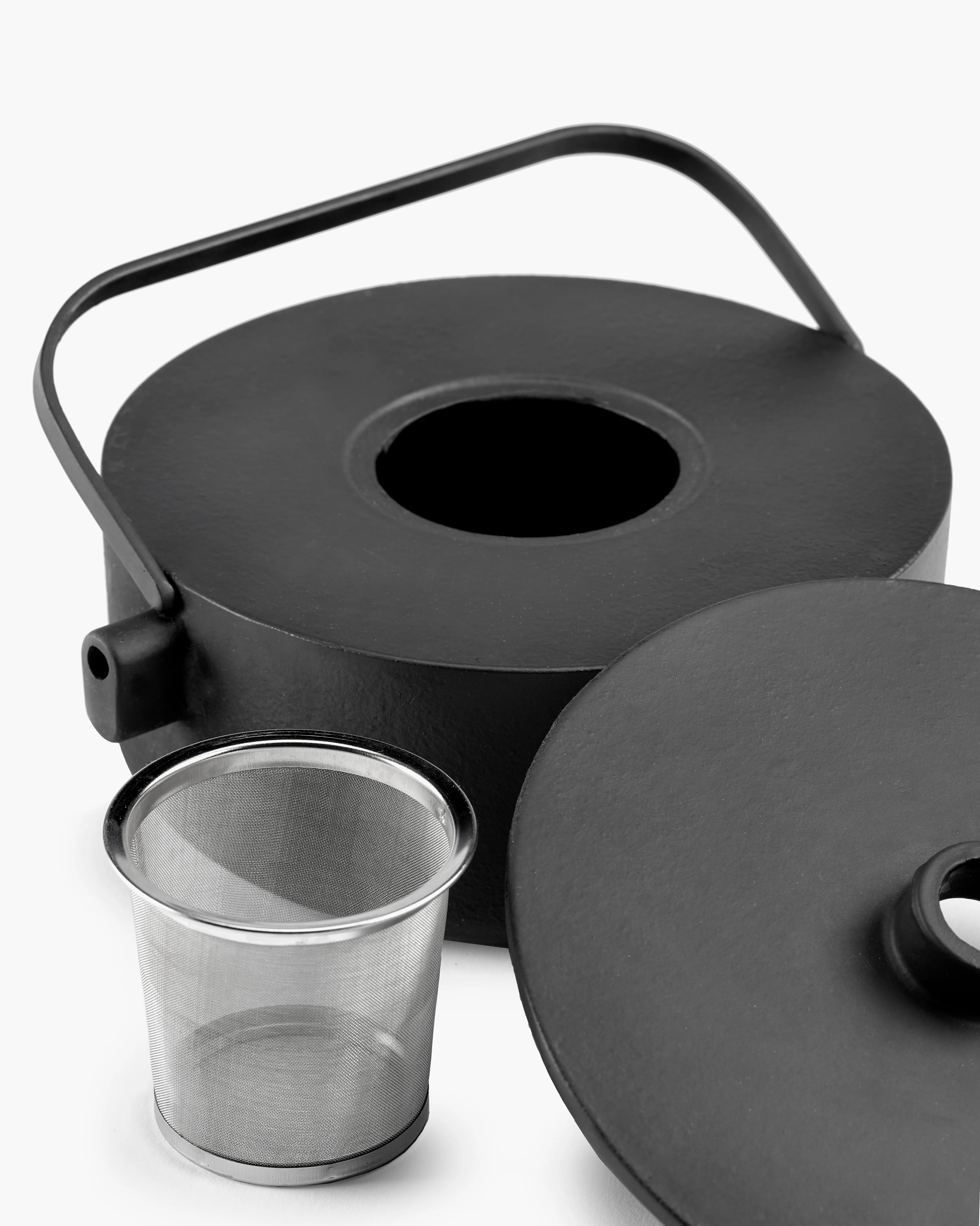 Tea pot cast iron black Collage - Image 3