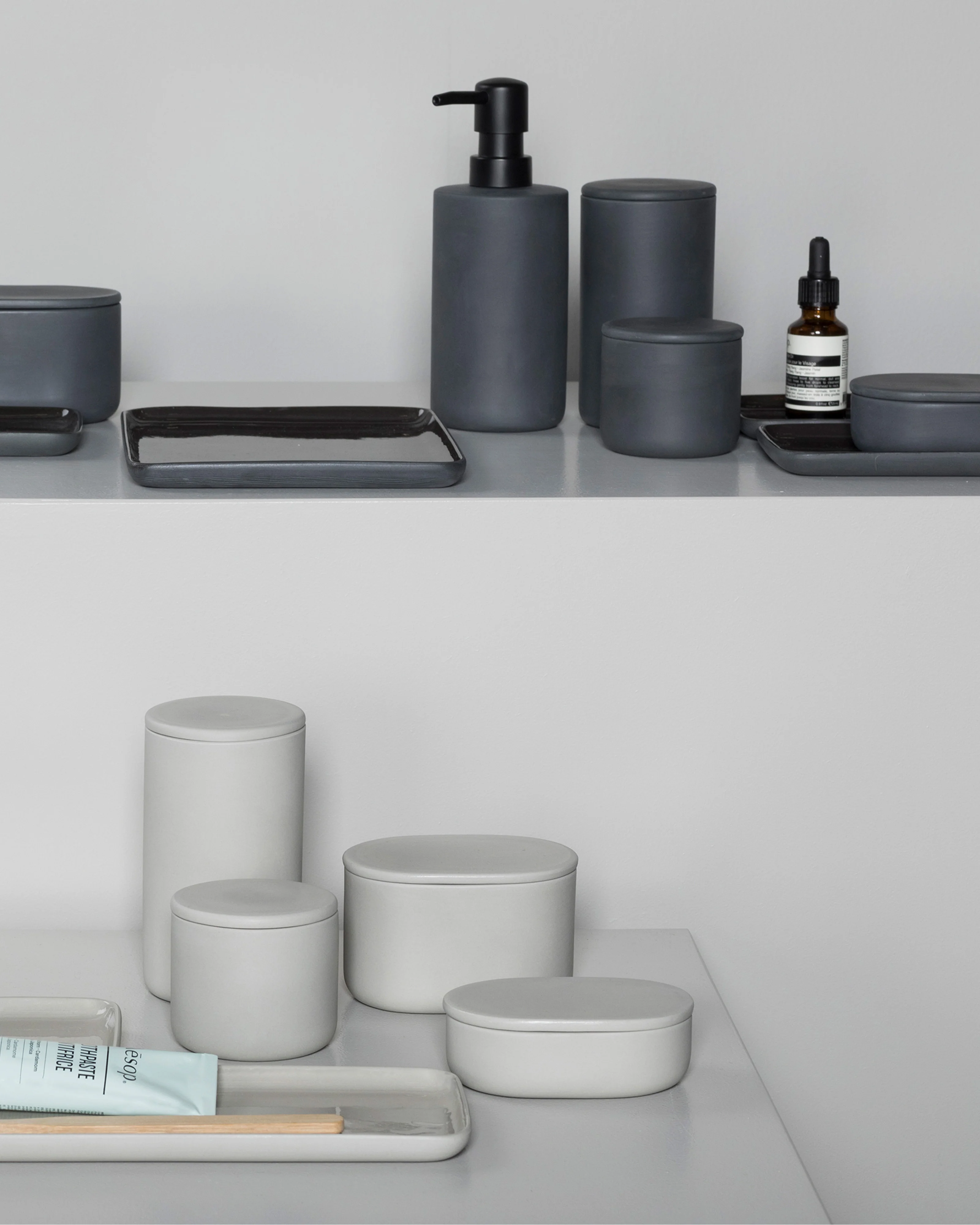 Tray rectangular M dark grey Cose - Image 2