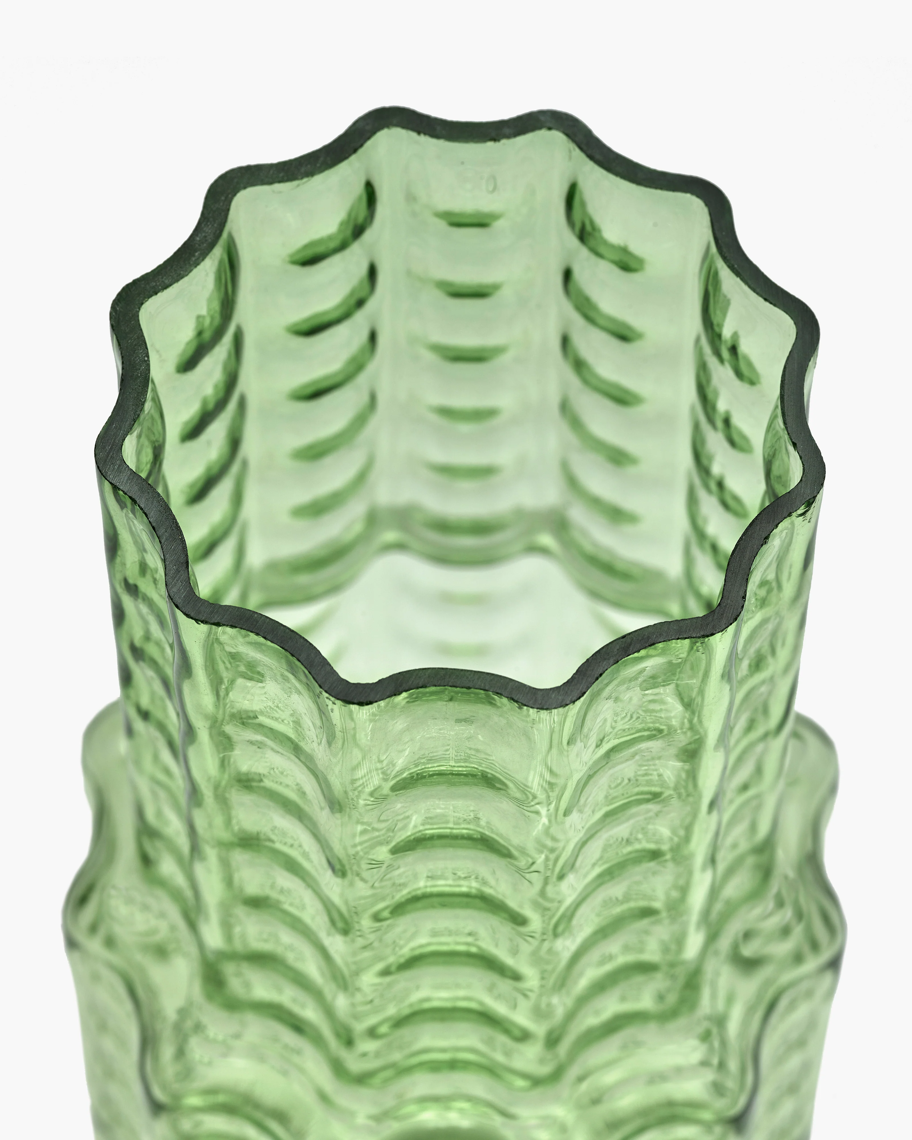 Vase 05 green transparent Waves - Image 2