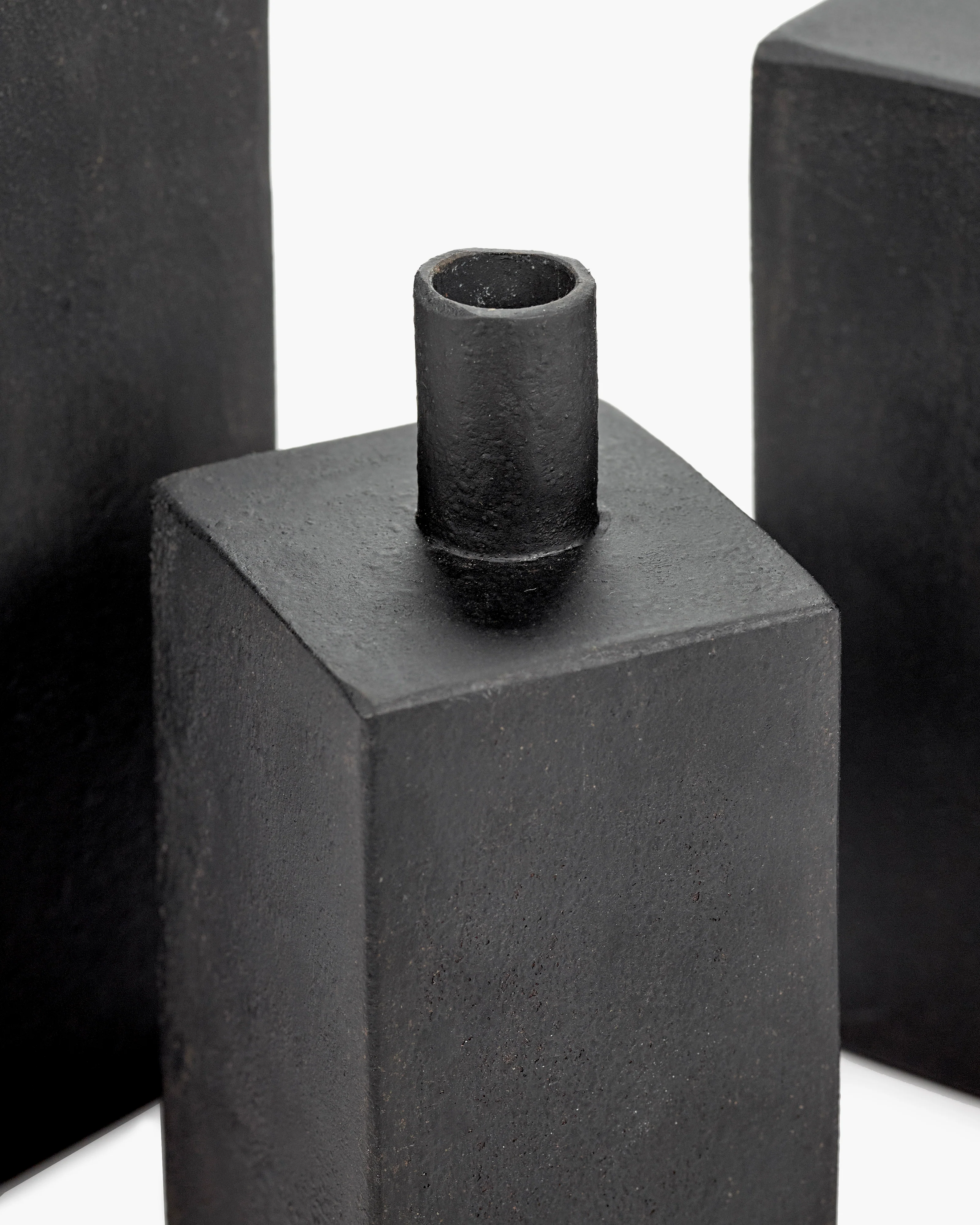 Vase S black Moro Metal Sculptures - Image 5