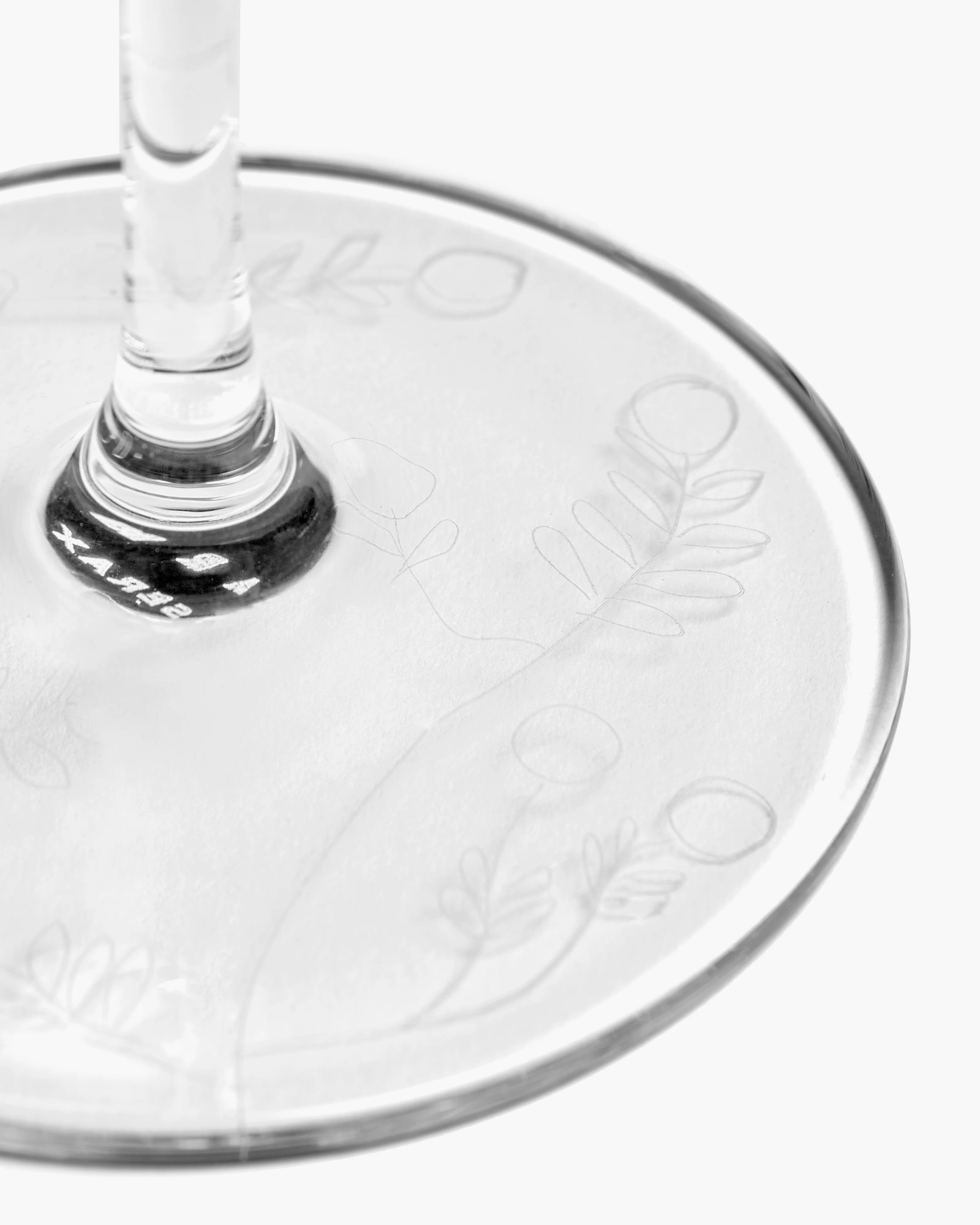 White wine glass mirtillo tea Midnight Flowers - Image 7